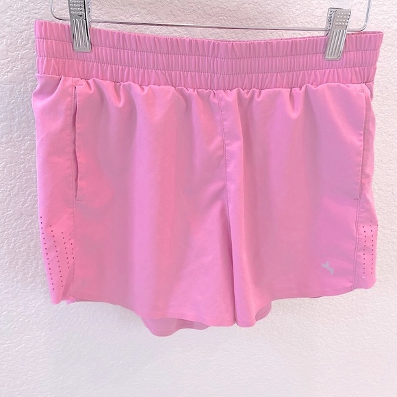Size Small JoyLab Athletic 2.5inch Shorts in bubblegum pink - Picture 4 of 4